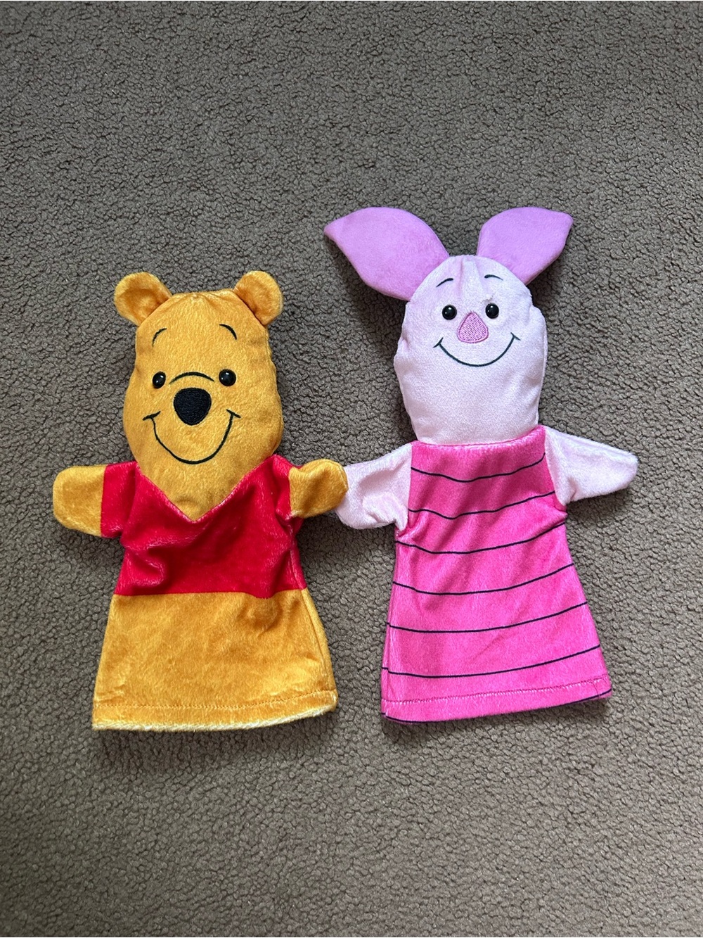 Winnie the Pooh & Piglet Disney Melissa & Doug Hand Puppets